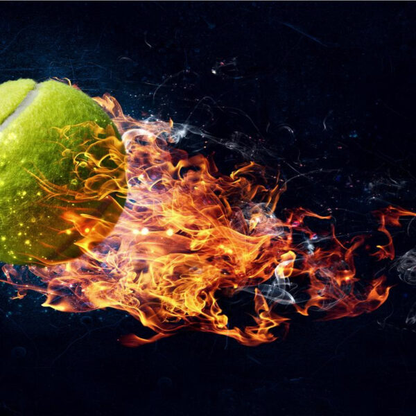 Carta Da Parati Una Pallina Da Tennis In Fiamme